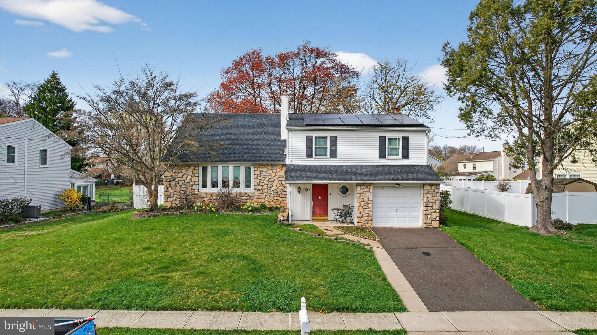 155 Rice Drive Morrisville, PA 19067 - Photo 2 of 47