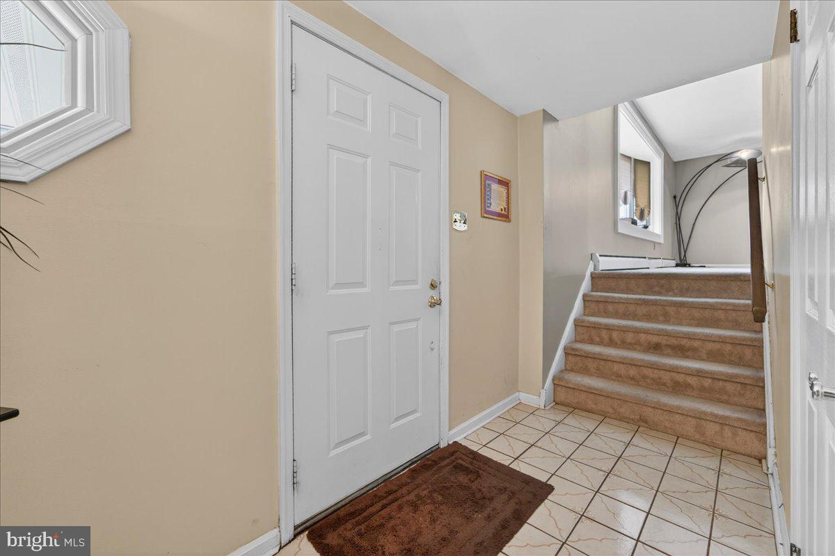 155 Rice Drive Morrisville, PA 19067 - Photo 6 of 47