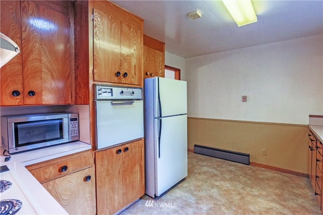 111 Northeast Landon Road Belfair, WA 98528 - Photo 15 of 23