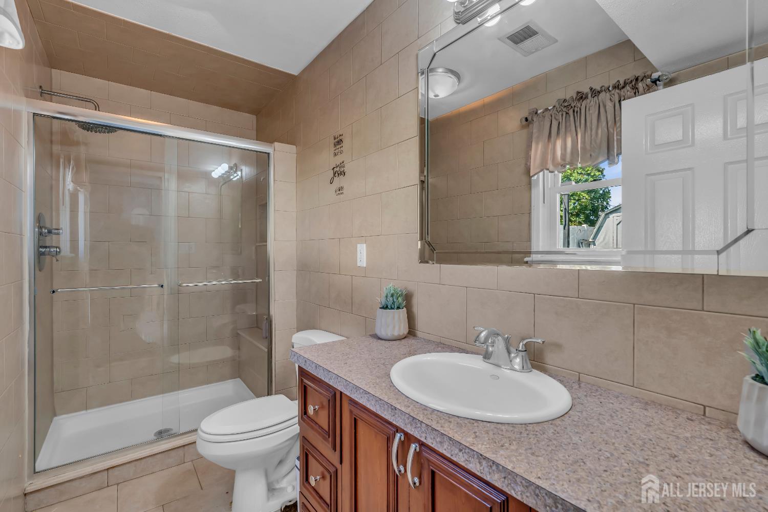 2316 Old Grove Road Linden, NJ 07036 - Photo 37 of 50 Gallery Image 37