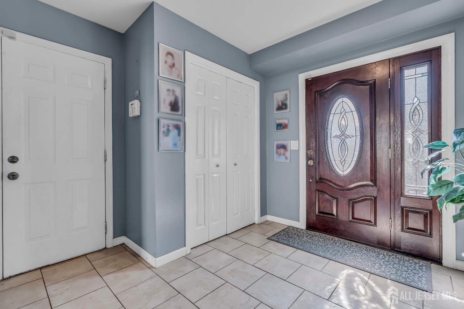 2316 Old Grove Road Linden, NJ 07036 - Photo 8 of 50 Gallery Image 8
