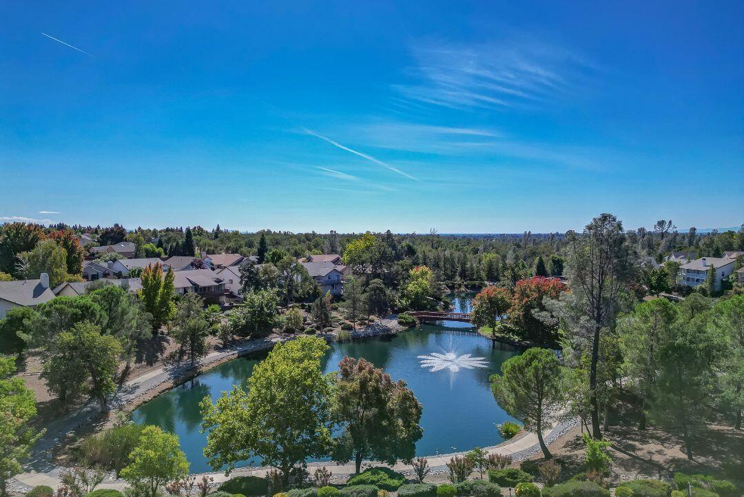 380 Franciscan Trail Redding, CA 96003 - Photo 61 of 78 an aerial view of a houses with a lake view