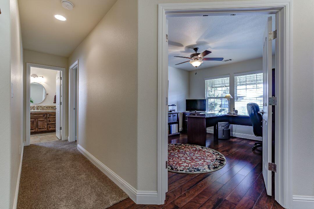 380 Franciscan Trail Redding, CA 96003 - Photo 7 of 78 Hall