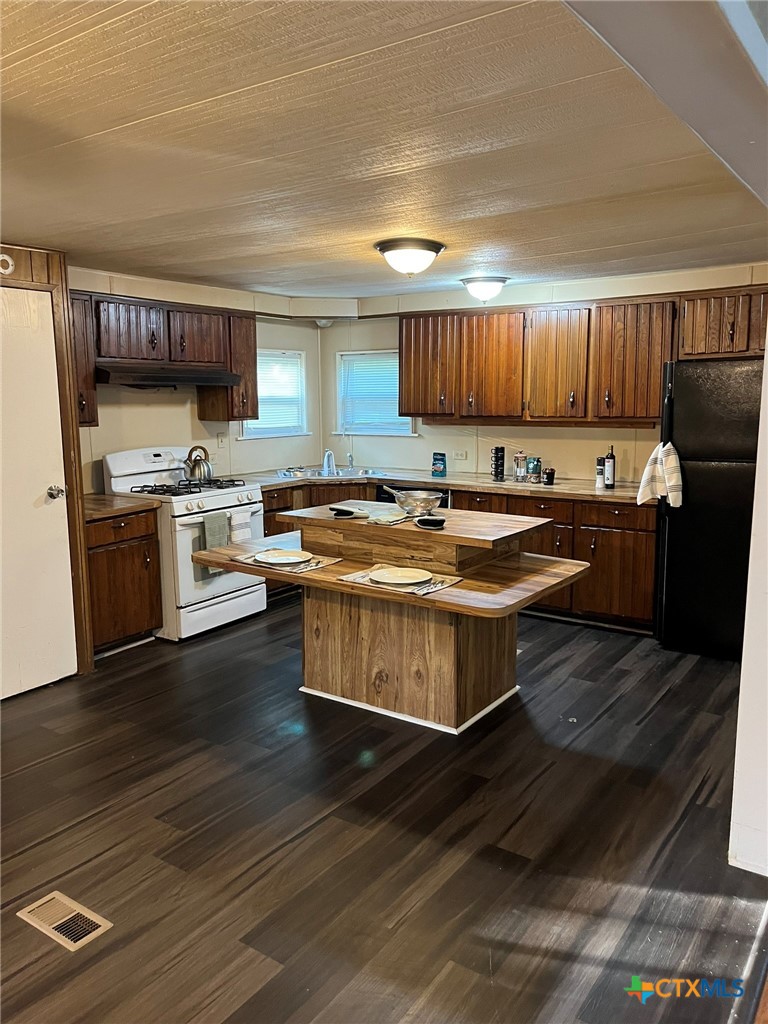 5576 Helm Lane Temple, TX 76502 - Photo 8 of 25