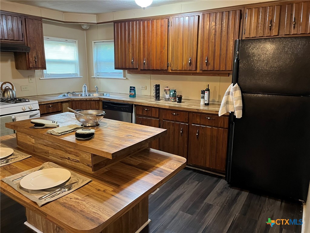 5576 Helm Lane Temple, TX 76502 - Photo 10 of 25