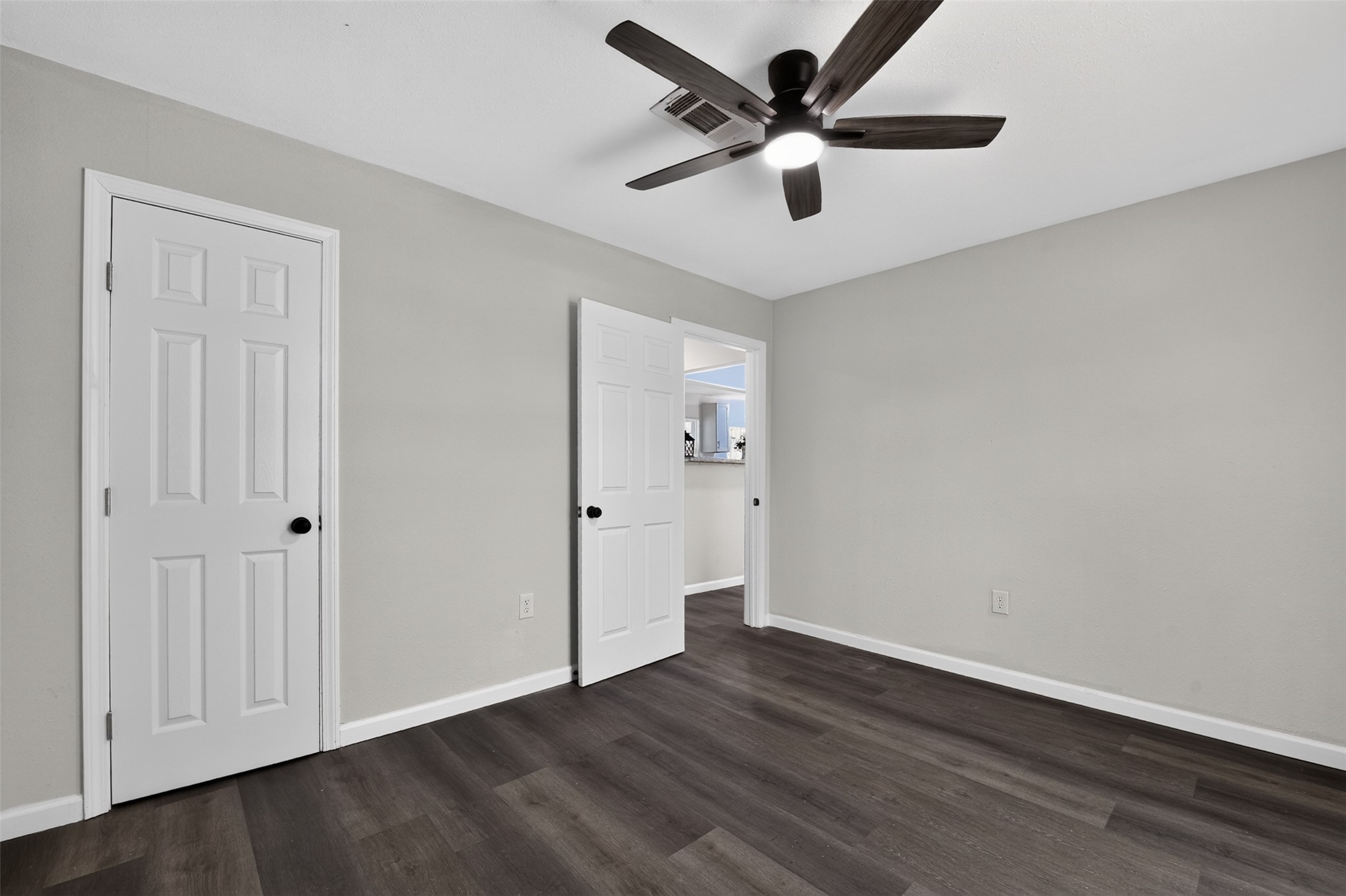3438 Bacon Street Houston, TX 77021 - Photo 20 of 32 Gallery Image 20