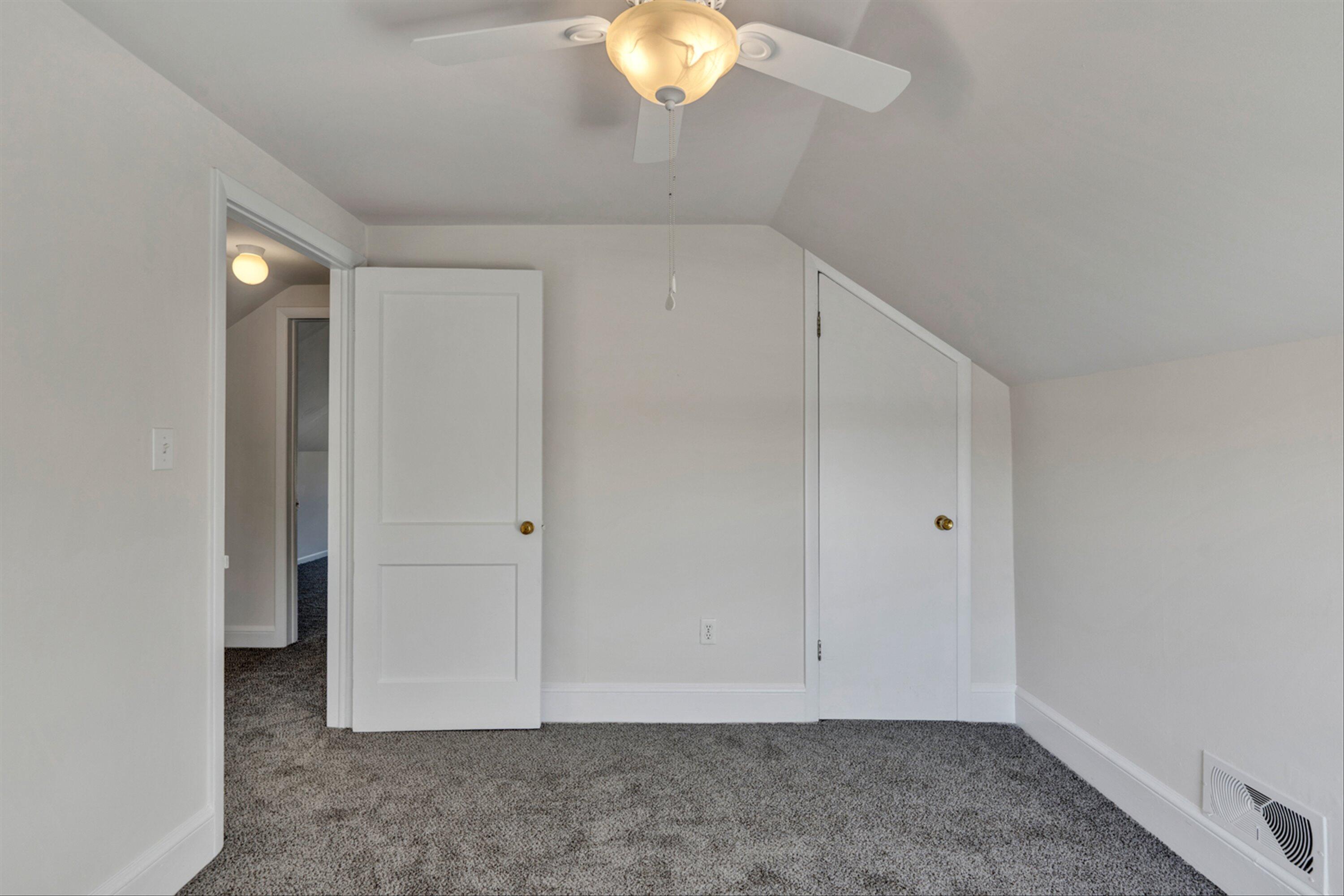 5736 Darby Road Roanoke, VA 24012 - Photo 19 of 31 19-DSC6492