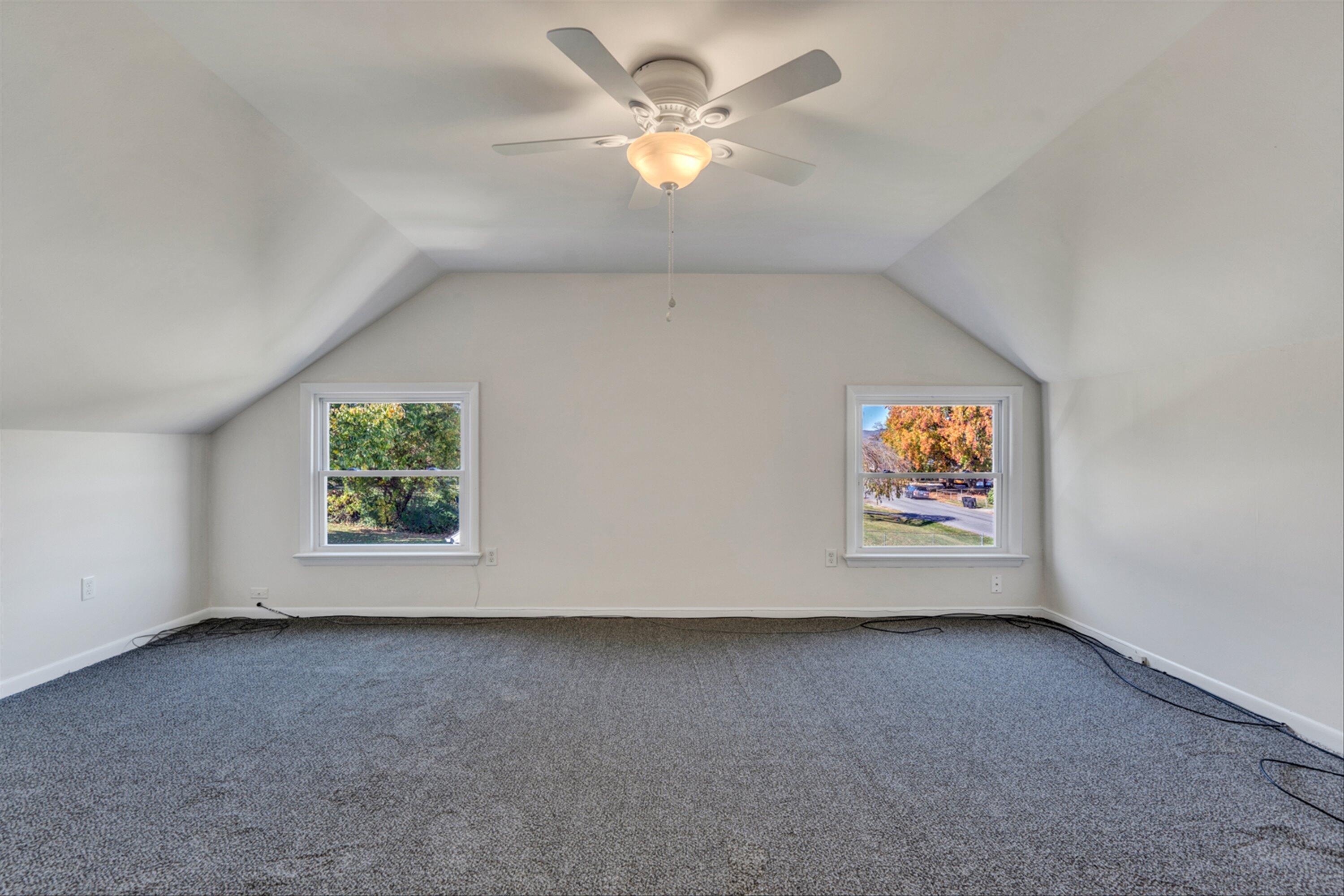 5736 Darby Road Roanoke, VA 24012 - Photo 22 of 31 22-DSC6501