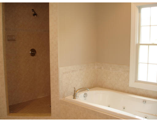 45 Seven Sister Road Haverhill, MA 01830 - Photo 8 of 11 Gallery Image 8