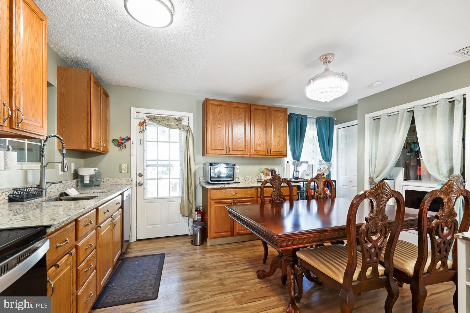 9463 Rogues Road Midland, VA 22728 - Photo 13 of 35 a very nice looking kitchen with a large window