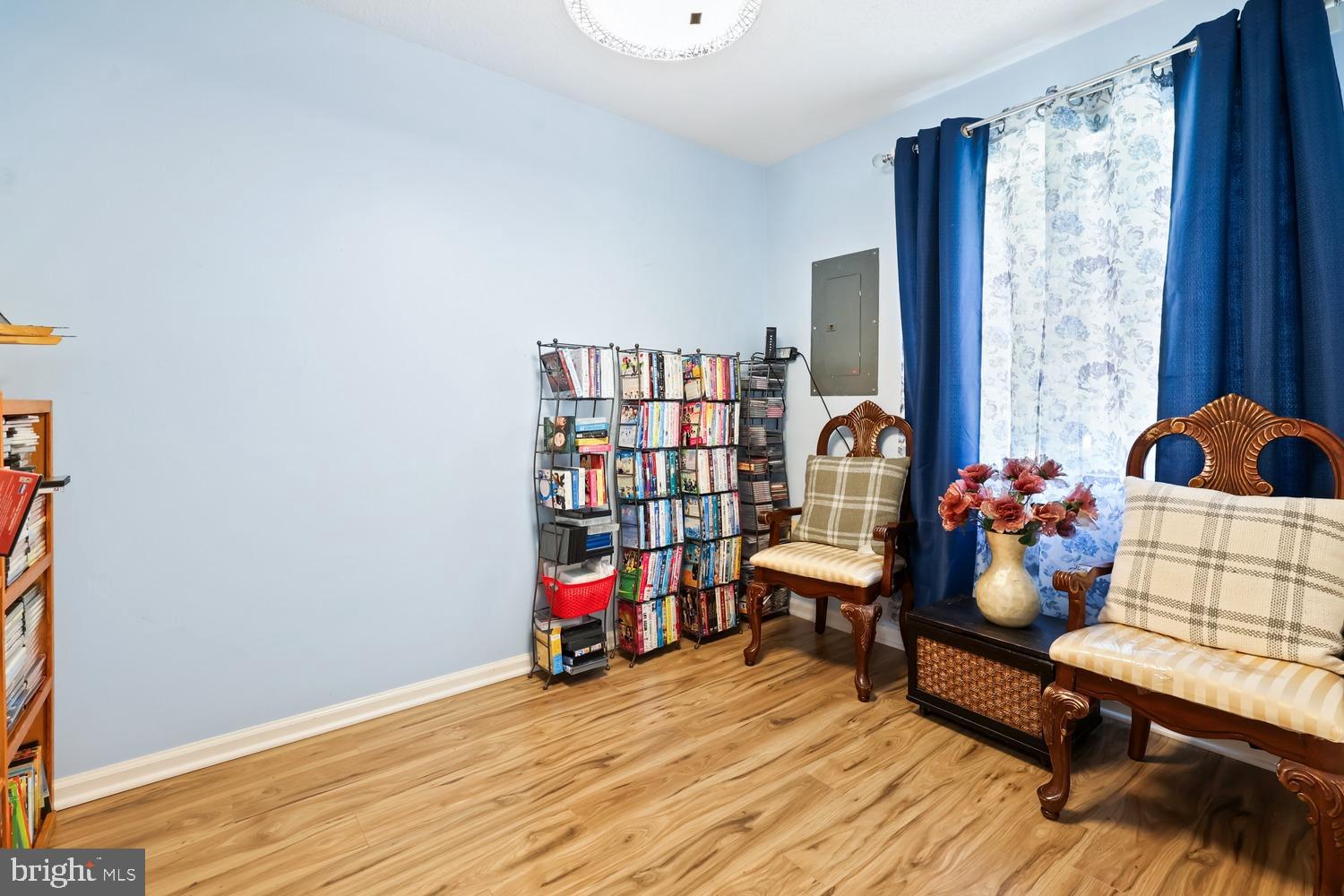 9463 Rogues Road Midland, VA 22728 - Photo 22 of 35 a room with furniture toys and a window