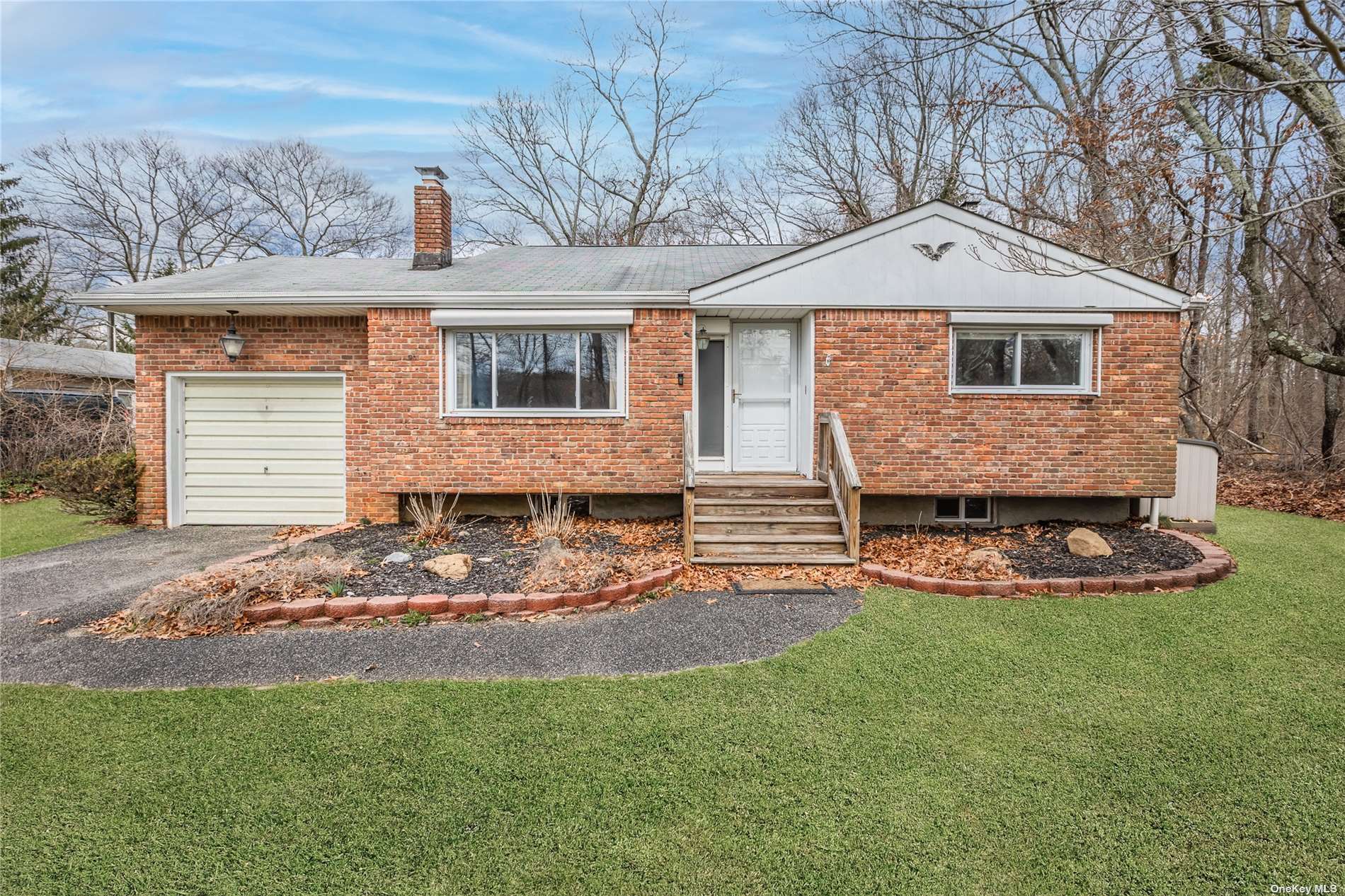 148 Forge Road Calverton, NY 11933 - Photo 1 of 1 Gallery Image 1