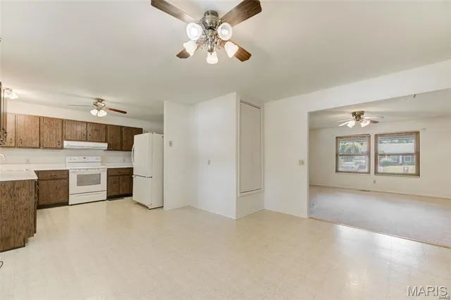 $1,400 | 10635 Aylesford Drive, Ferguson, MO 63136