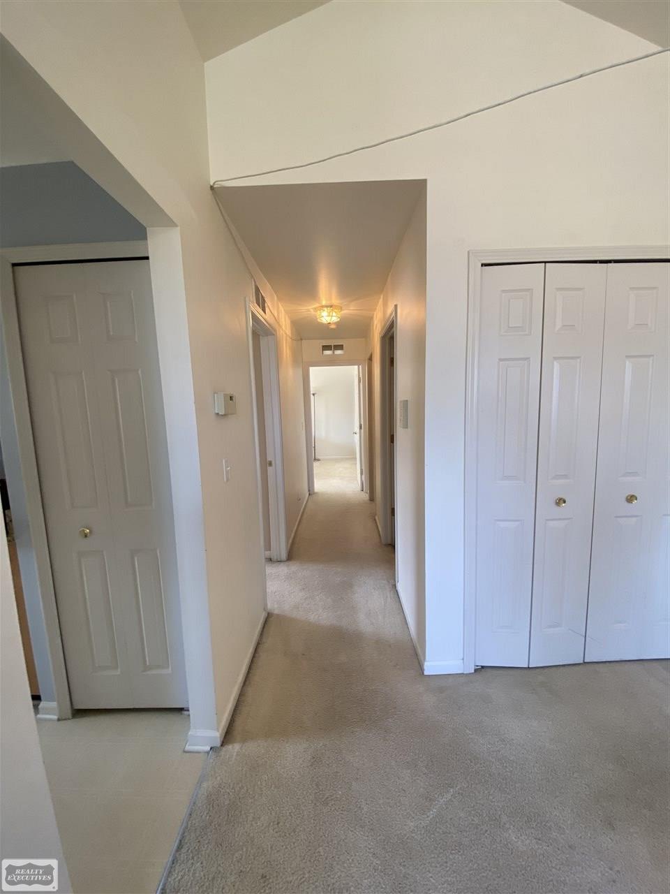 1822 Flagstone Circle Rochester, MI 48307 - Photo 12 of 21