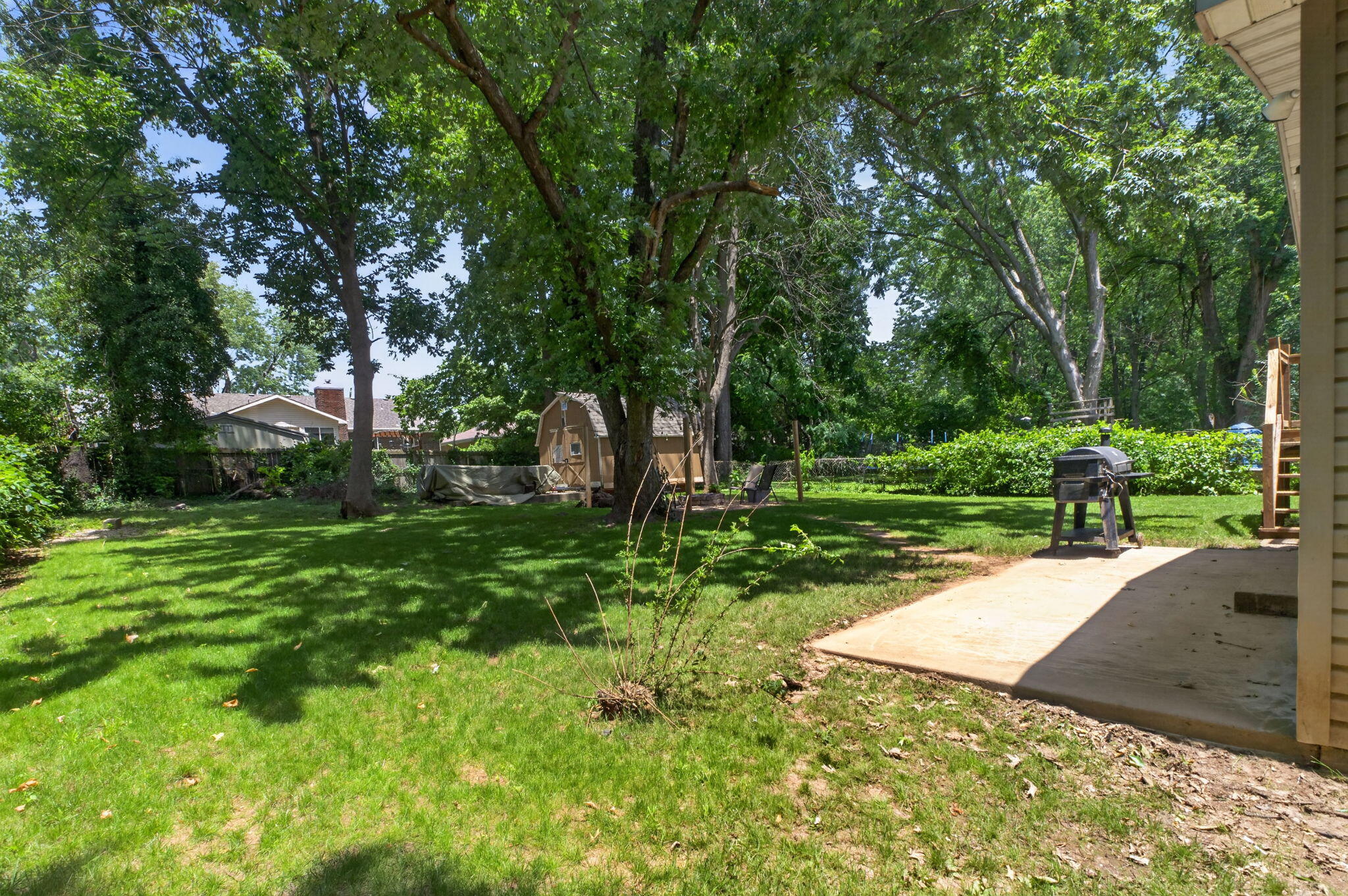 207 East Berkeley Street Springfield, MO 65807 - Photo 21 of 25 21-web-or-mls-DSC05596 copy (1)