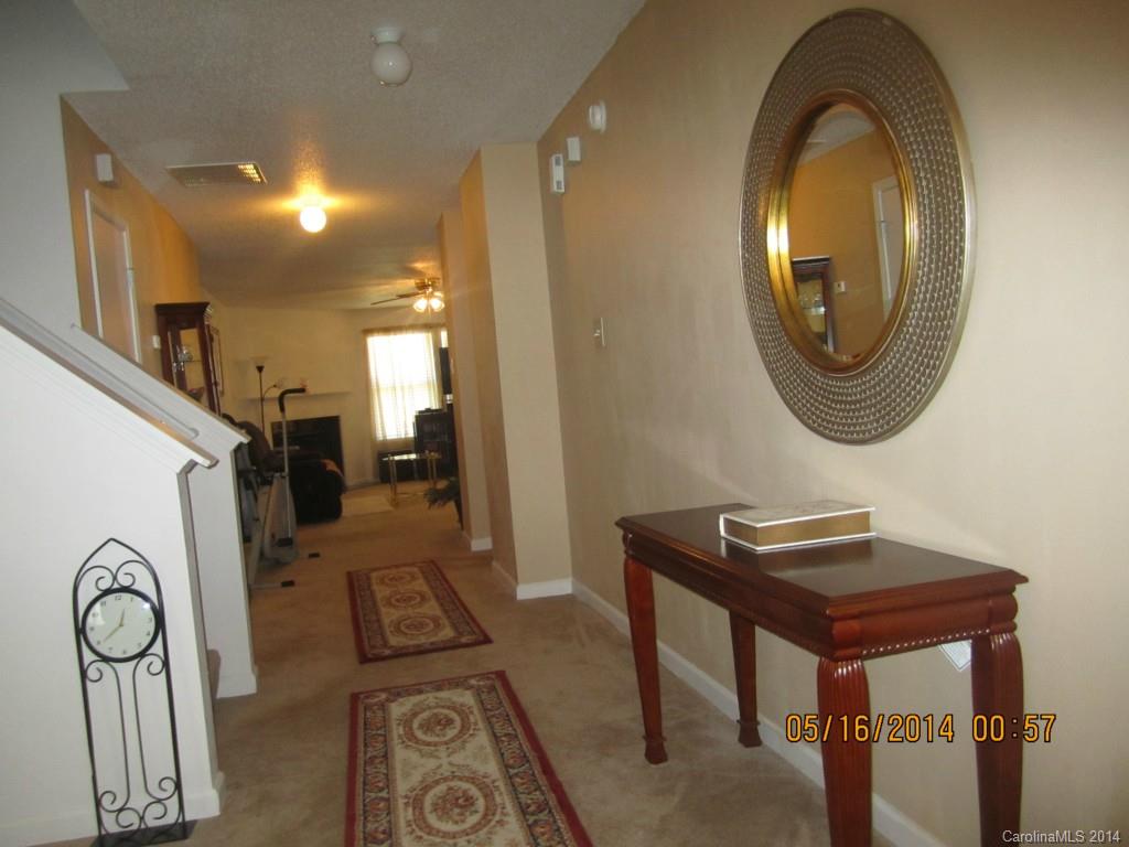 1409 Key Ridge Court Charlotte, NC 28216 - Photo 6 of 16