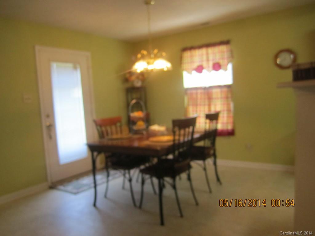 1409 Key Ridge Court Charlotte, NC 28216 - Photo 9 of 16