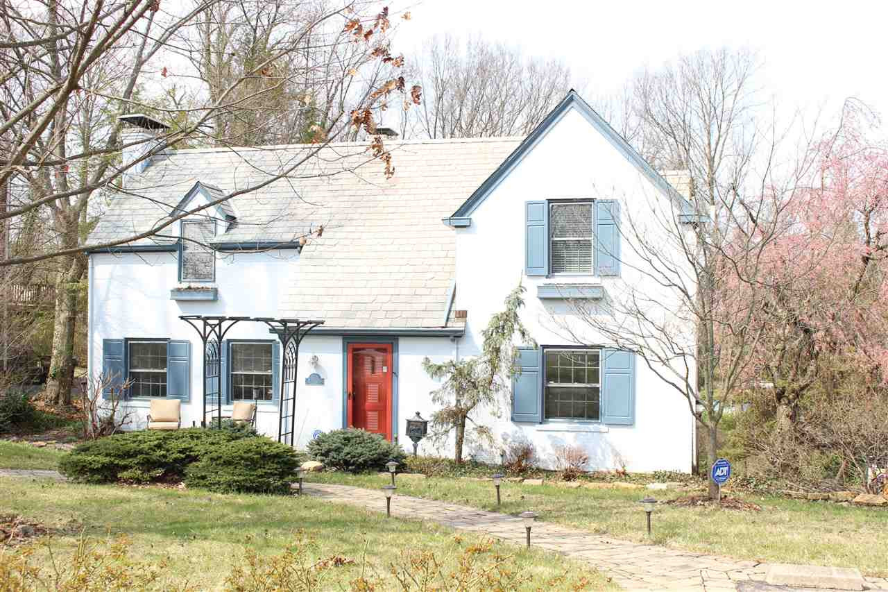 1076 Emerson Road Park Hills, KY 41011 - Photo 1 of 28