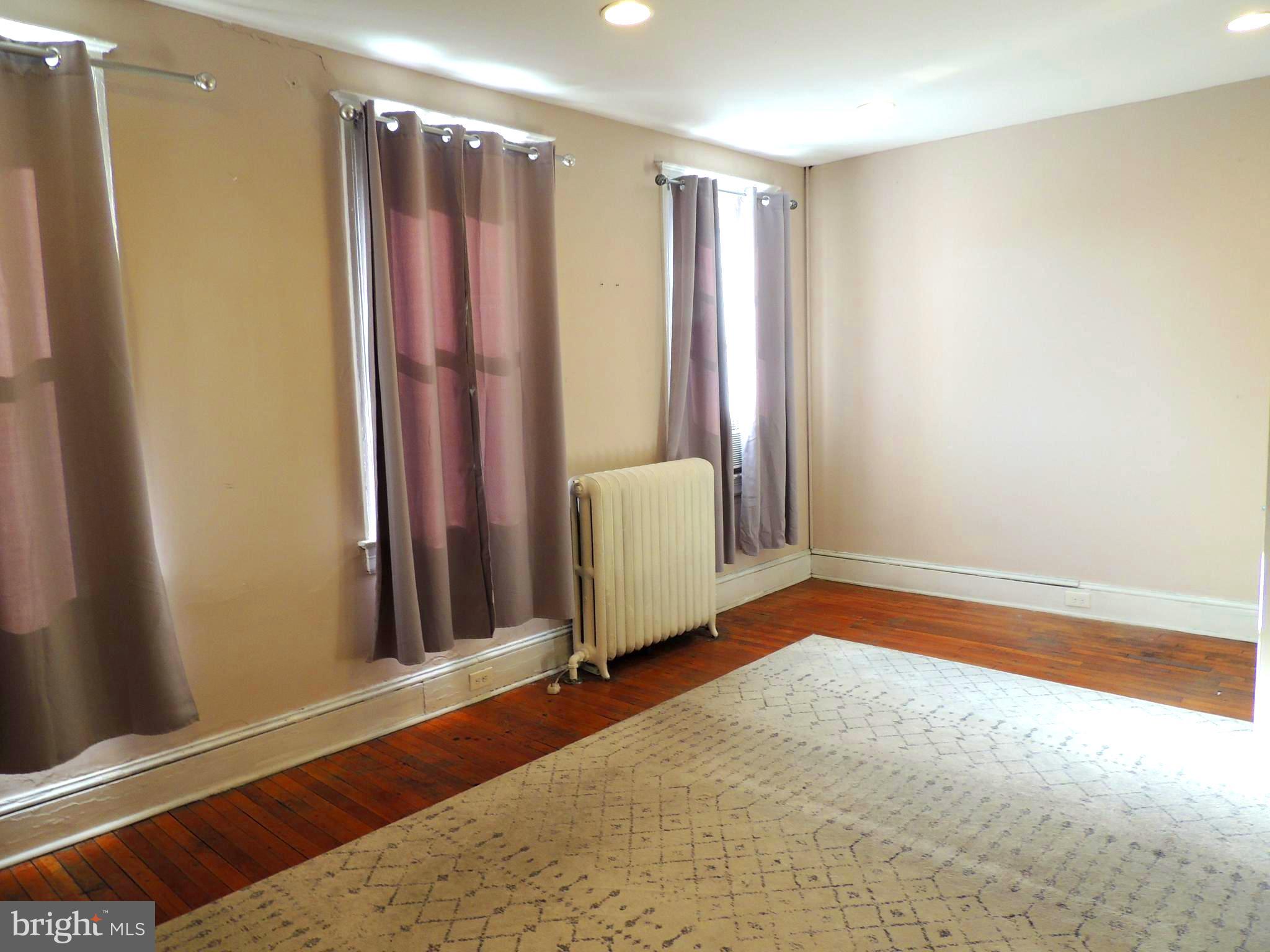 1465 Girard Street Northwest Washington, DC 20009 - Photo 19 of 27 Primary Bedroom