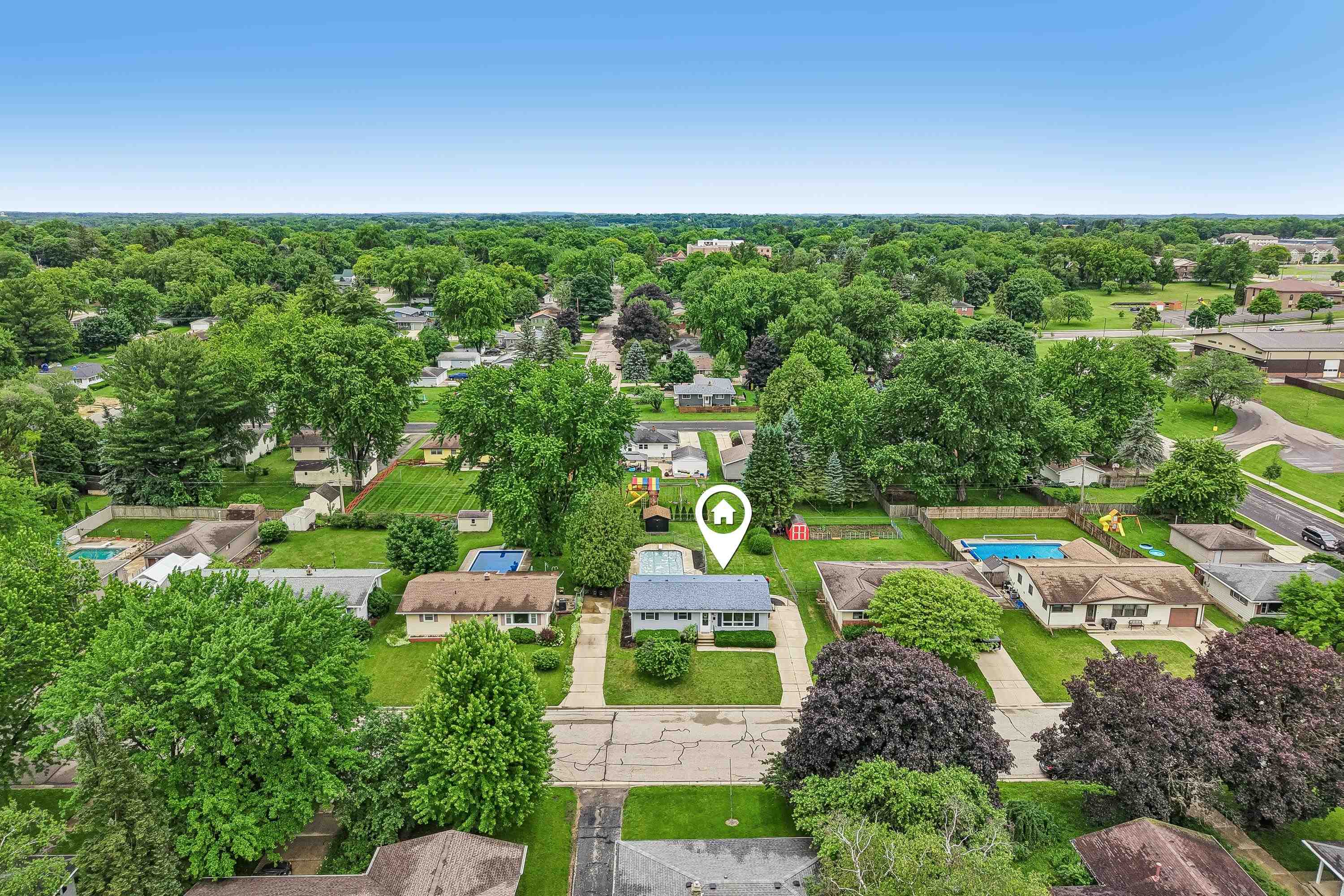 809 West Street Stoughton, WI 53589 - Photo 46 of 48