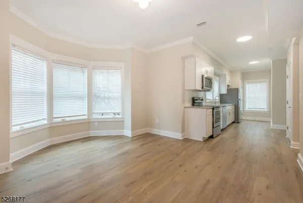 $1,750 | 84 Auburn Street, Paterson, NJ 07501