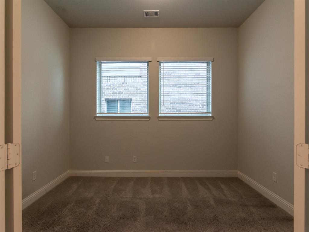 5432 Caine Road Richardson, TX 75082 - Photo 7 of 36