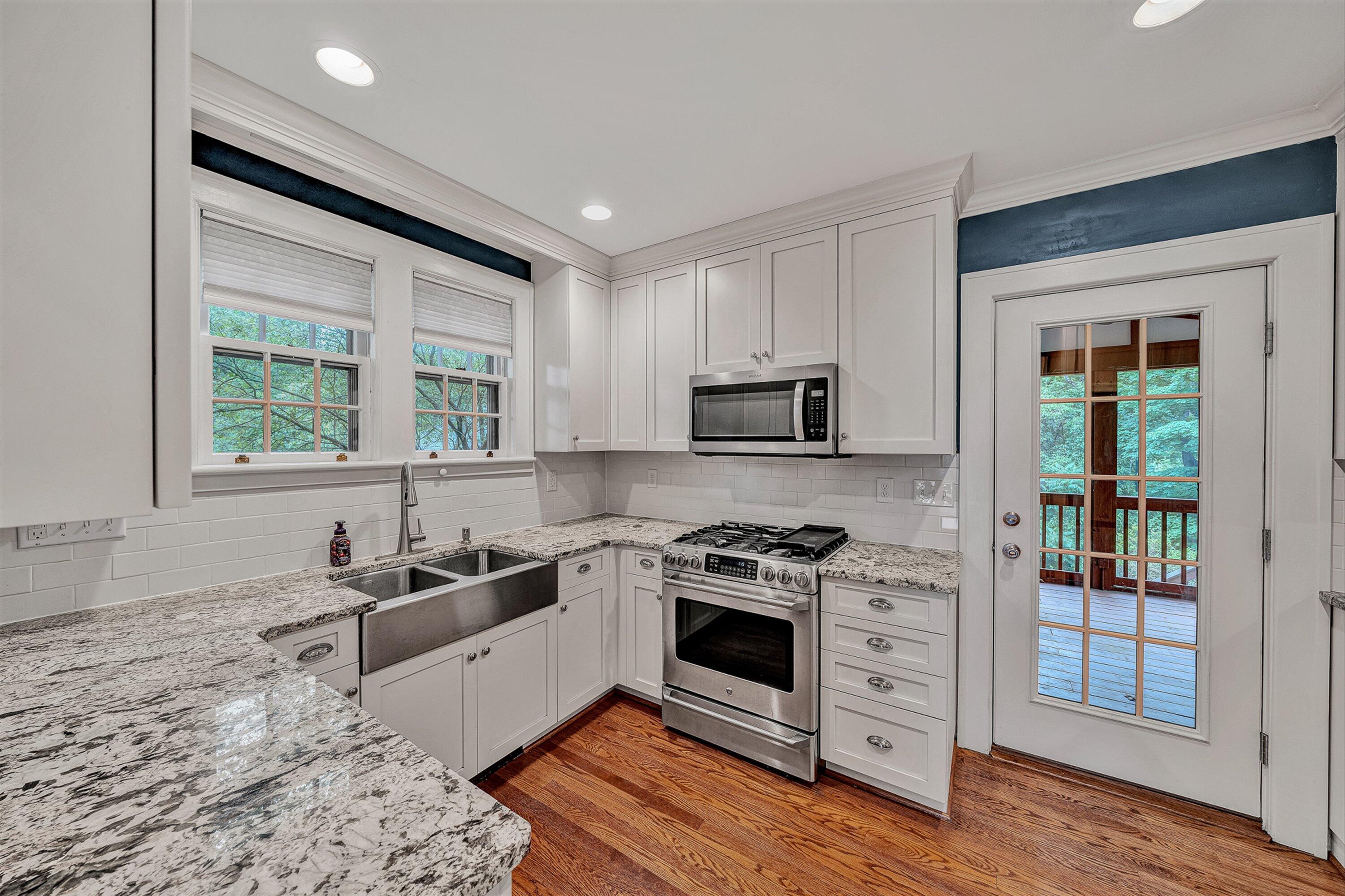 3207 White Oak Road Southwest Roanoke, VA 24014 - Photo 8 of 86 07-VM-09917