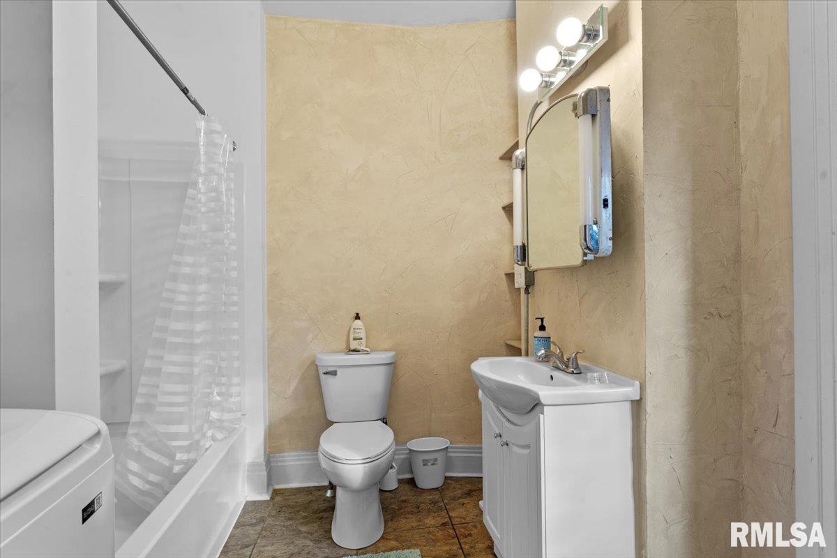 342 South Douglas Avenue Springfield, IL 62704 - Photo 27 of 37