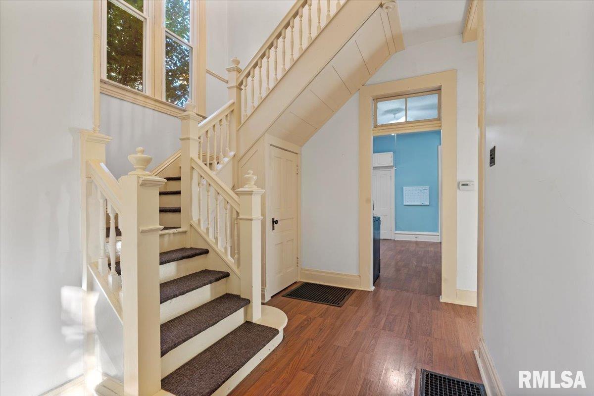 342 South Douglas Avenue Springfield, IL 62704 - Photo 5 of 37