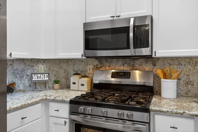 $660,000 | 860 Rathbone Circle, Folsom, CA 95630