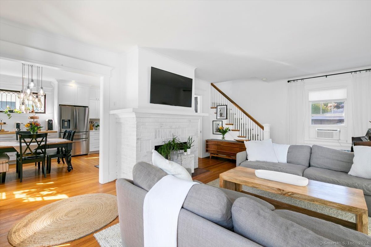 37 Harmon Street Hamden, CT 06517 - Photo 14 of 36