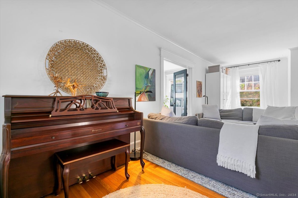 37 Harmon Street Hamden, CT 06517 - Photo 17 of 36