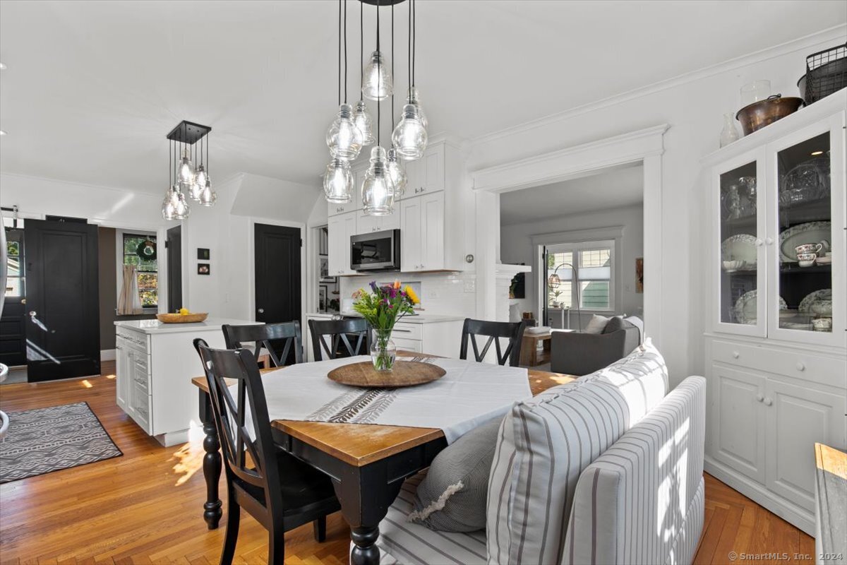 37 Harmon Street Hamden, CT 06517 - Photo 6 of 36