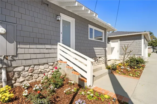 $1,049,000 | 2147 West 236th Street, Torrance, CA 90501