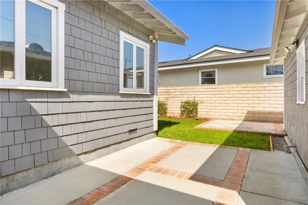 $1,049,000 | 2147 West 236th Street, Torrance, CA 90501