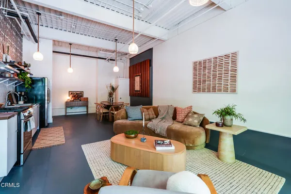 $898,000 | 1010 Sycamore Avenue, Unit 107, South Pasadena, CA 91030