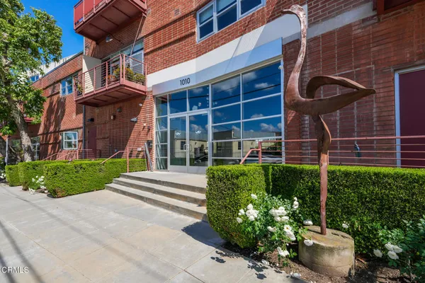 $898,000 | 1010 Sycamore Avenue, Unit 107, South Pasadena, CA 91030