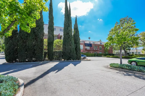 $898,000 | 1010 Sycamore Avenue, Unit 107, South Pasadena, CA 91030