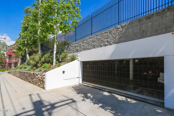 $898,000 | 1010 Sycamore Avenue, Unit 107, South Pasadena, CA 91030