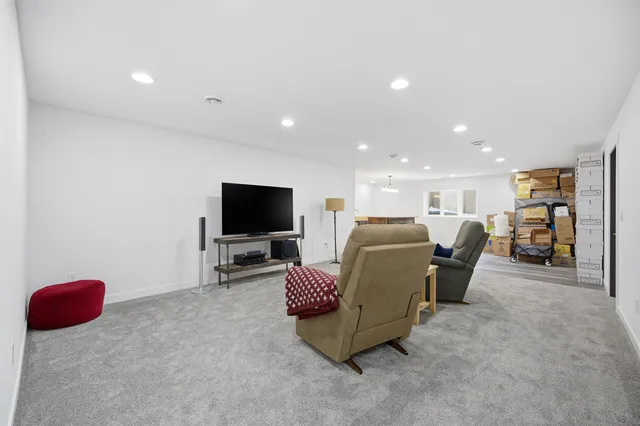 $759,900 | 7179 37th Street North, Moorhead, MN 56560