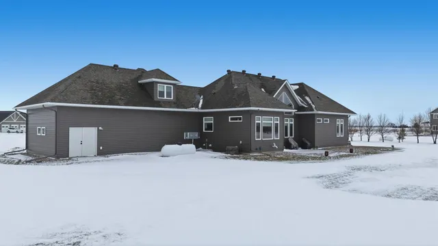 $759,900 | 7179 37th Street North, Moorhead, MN 56560