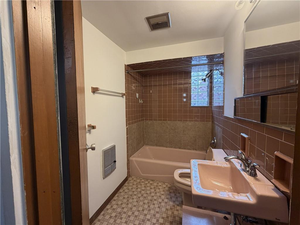 3474 Webster Avenue Pittsburgh, PA 15219 - Photo 20 of 47