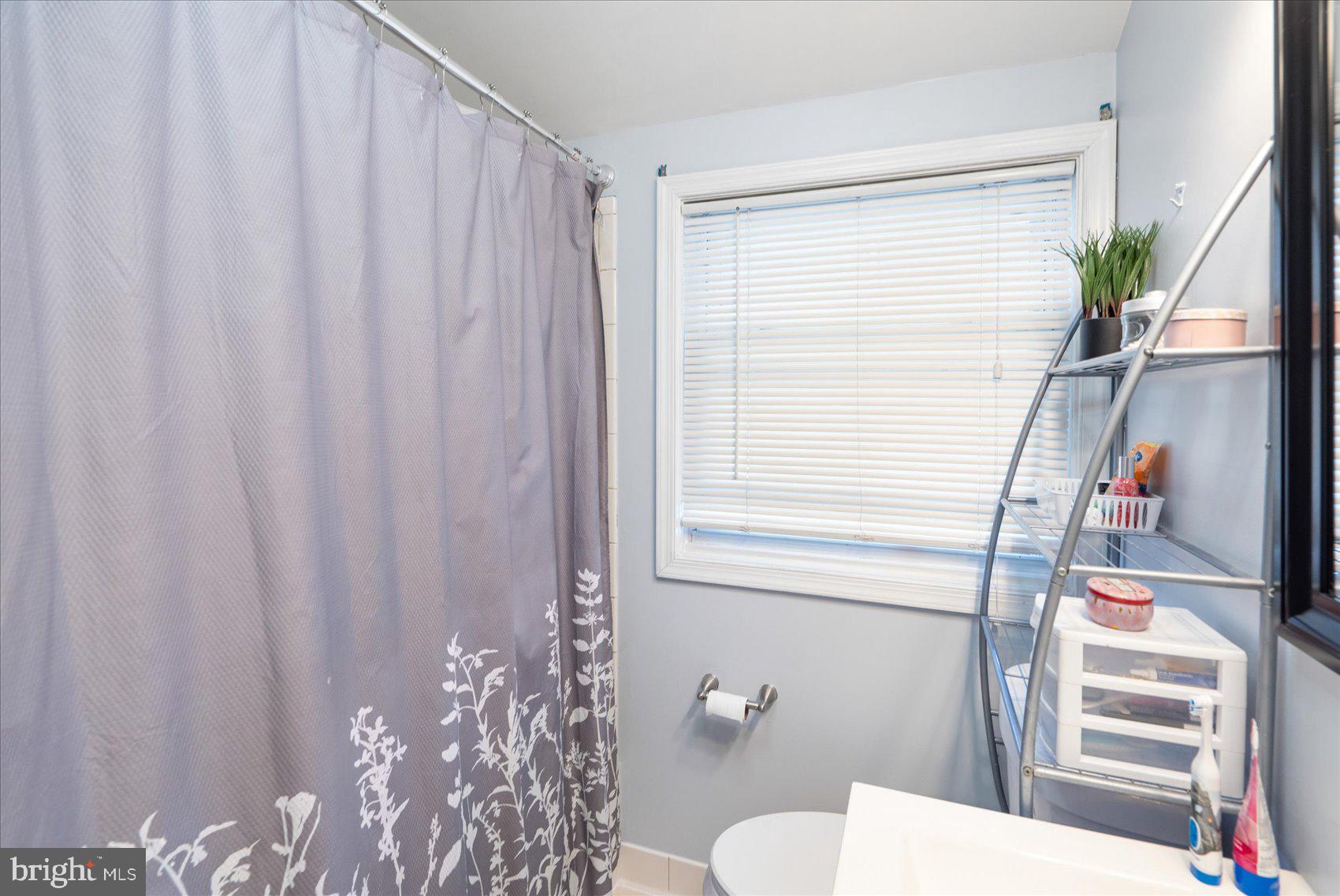 1902 Stanhope Road Dundalk, MD 21222 - Photo 25 of 36 FULL Bath-Upper Level