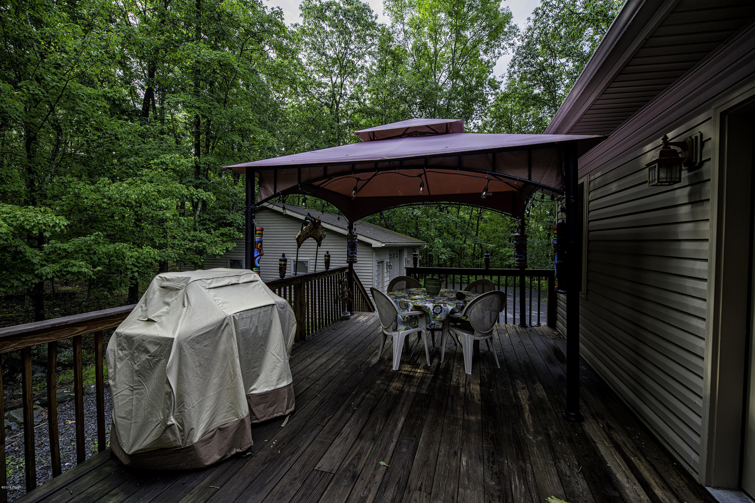 104 Lakeview Road Lackawaxen, PA 18435 - Photo 9 of 44 Great for entertaining