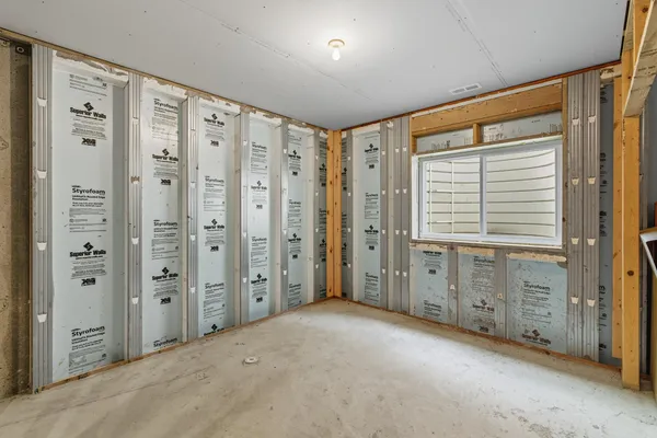 $439,900 | 2004 Bluestem Drive, Mankato, MN 56001