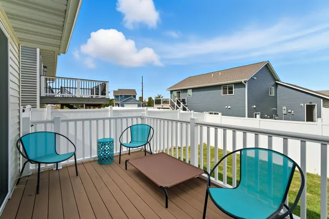 $449,000 | 2004 Bluestem Drive, Mankato, MN 56001