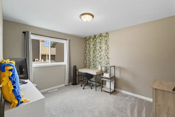 $425,000 | 2004 Bluestem Drive, Mankato, MN 56001