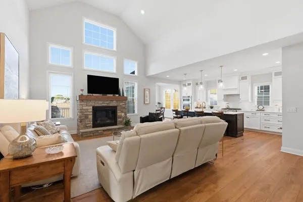 $1,100,000 | 617 Presidents Drive, Canonsburg, PA 15317