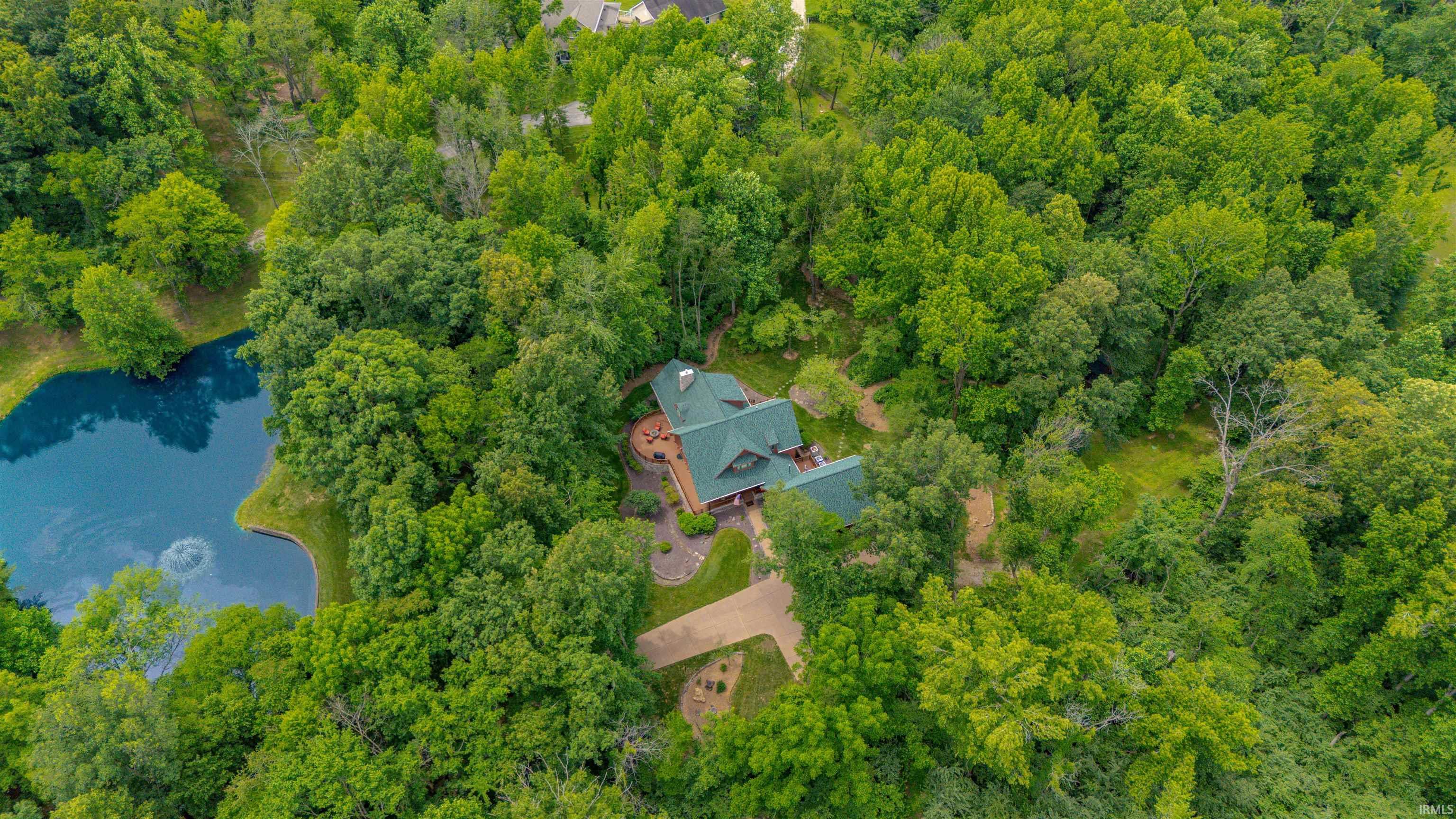 1377 South Center Road Boonville, IN 47601 - Photo 3 of 50