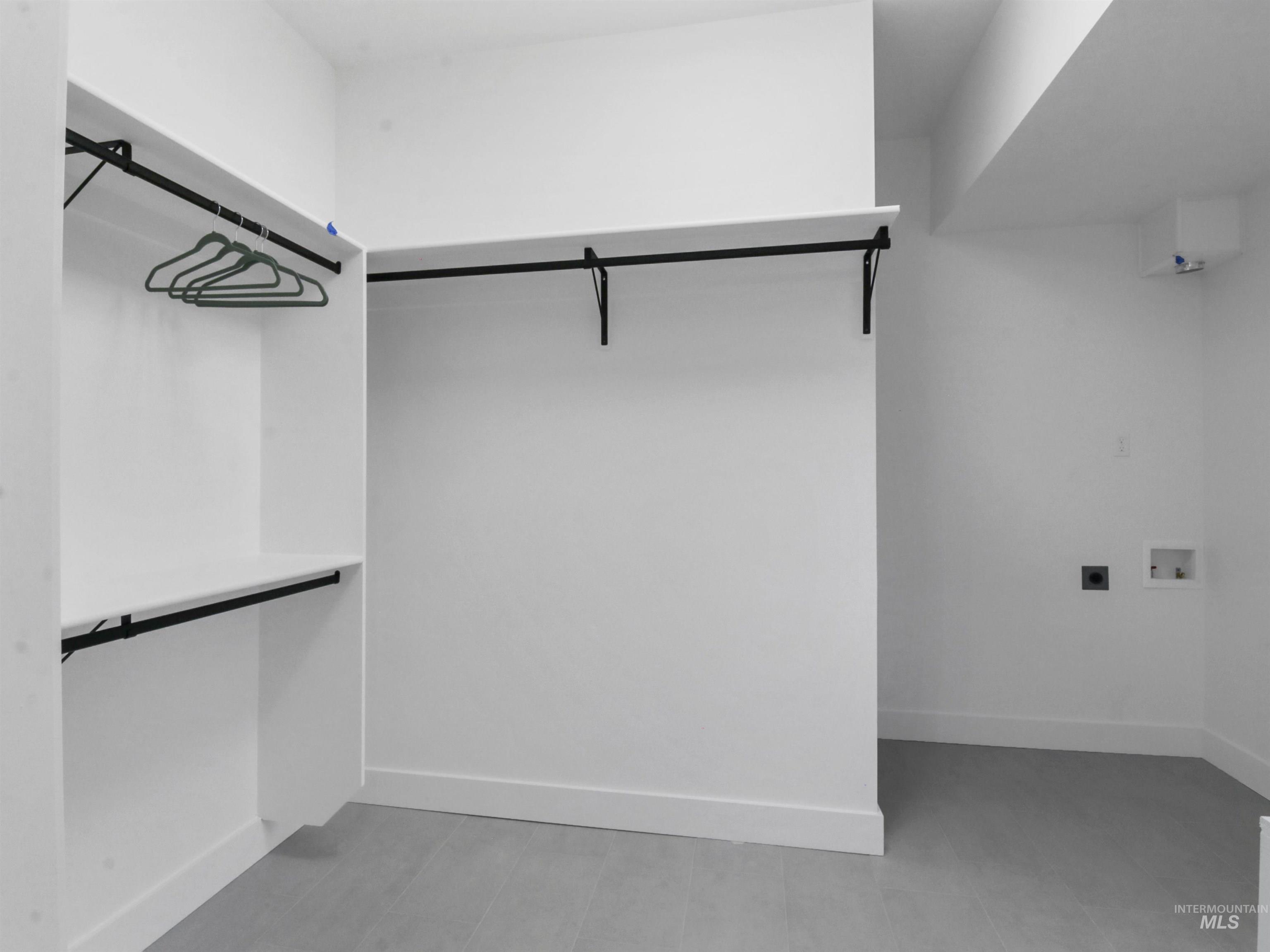 8991 Edna Lane Middleton, ID 83644 - Photo 20 of 50 View of spacious closet